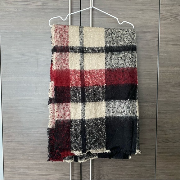 Zara Plaid Scarf - Picture 1 of 2